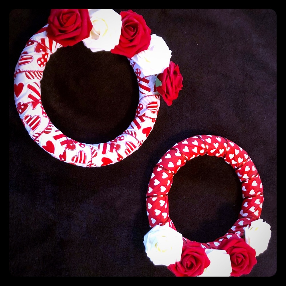 Pair of ribbon and roses wreaths